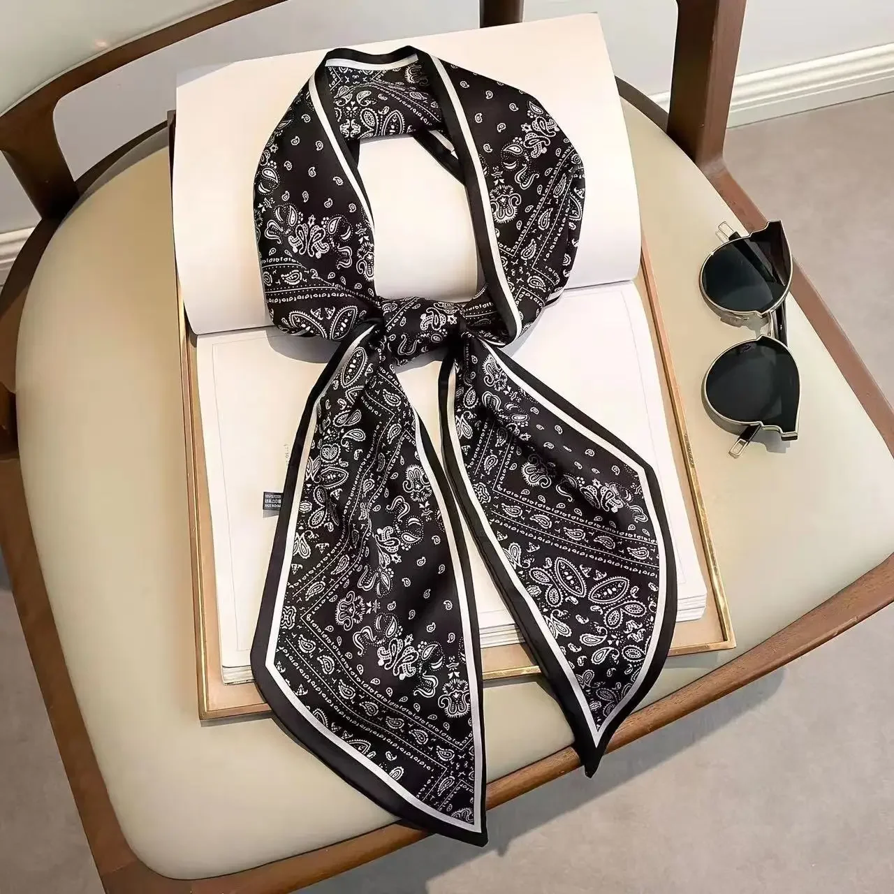 Luxury Bags Women Brands - Sciarpa Skinny Stampata di Design, Foulard