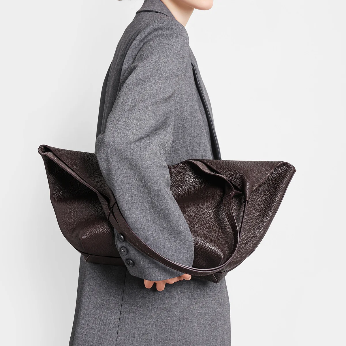 Luxury Bags Buy - Nuova Borsa Sottospalla da Donna 2026