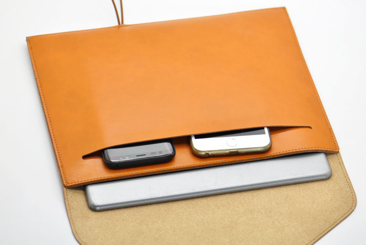 Cartella di Stile Manicotto De - Briefcase Leather Slim recensione e prezzo