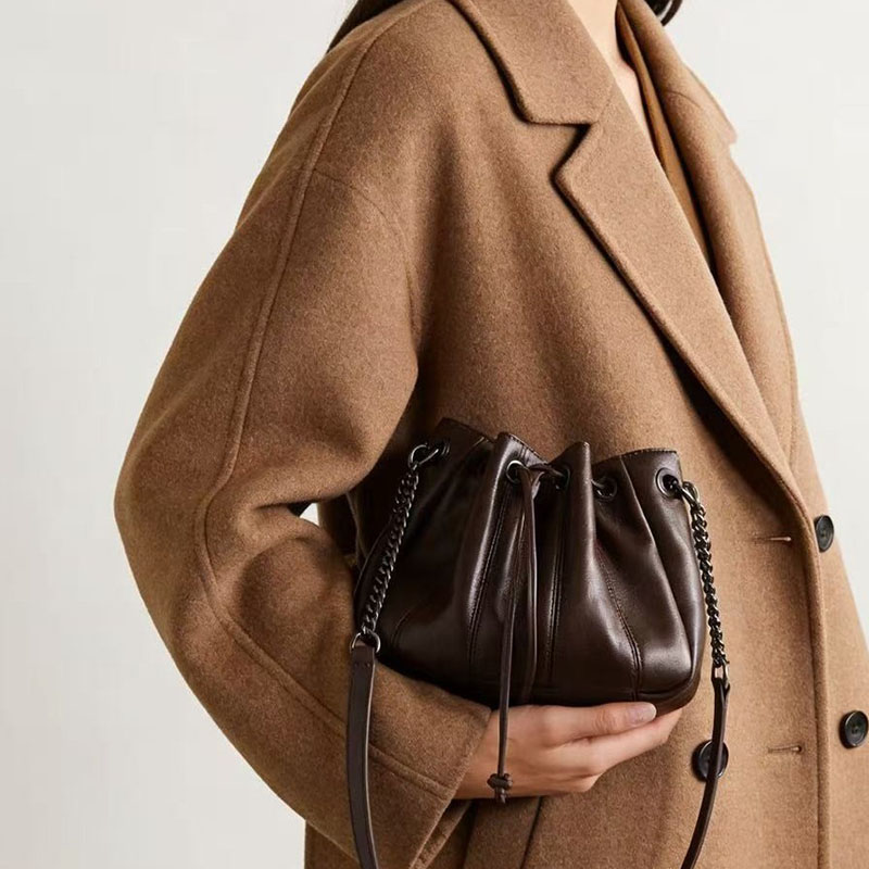 Borsa a secchiello alla moda c - Luxury Bags Sling recensione e prezzo
