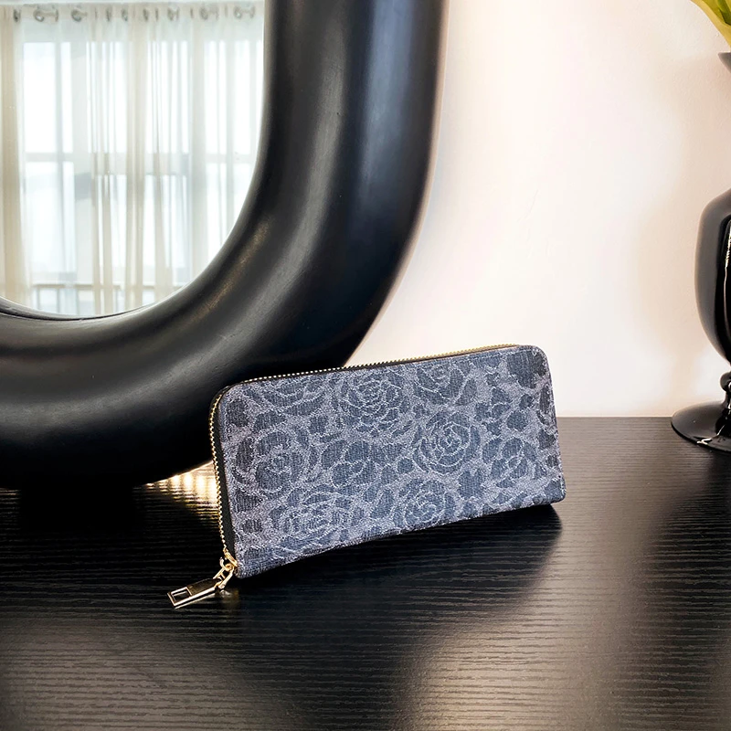 Portafoglio lungo da donna Por - Luxury Bags Photos recensione e prezzo