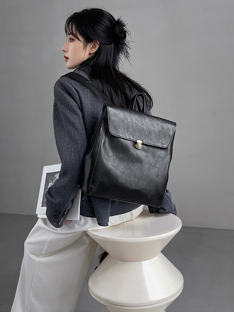 Zaino in vera pelle di marca d - Luxury Bags Women Brands recensione e prezzo