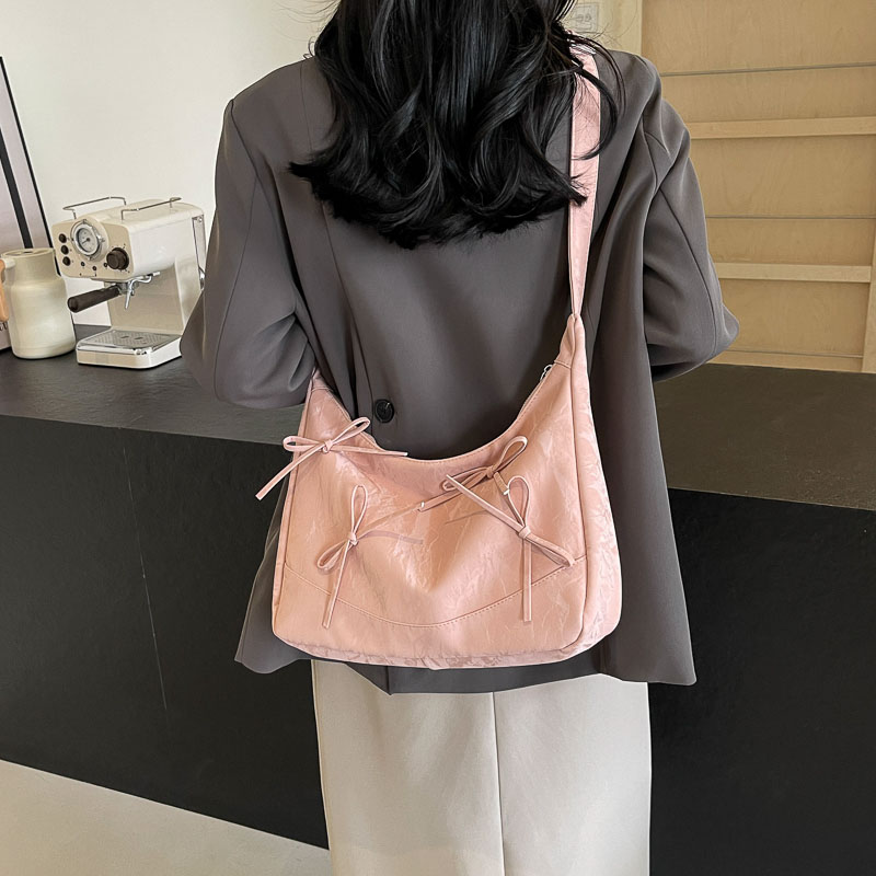 Borse a tracolla con design a  - Luxury Y2K Bags recensione e prezzo