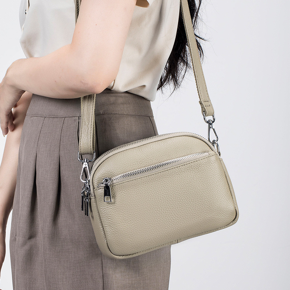 Borsa a tracolla versatile in  - Luxury Bags Laptop recensione e prezzo
